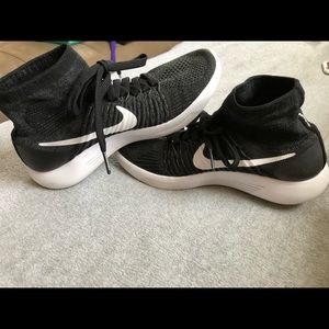 NIKE Lunarepic Running Shoes!